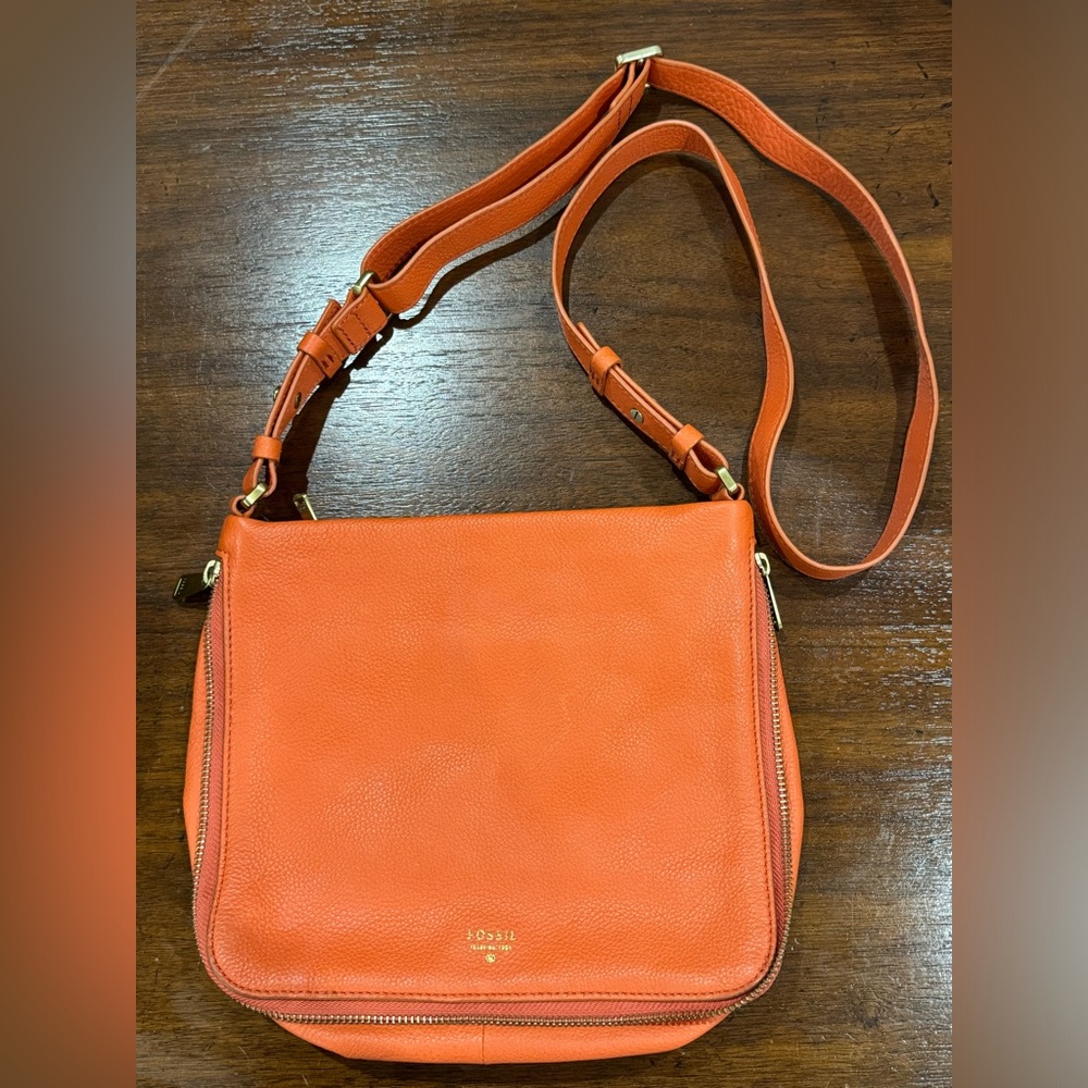 Fossil orange handbag leather